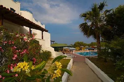 Hotel Ampelia Beach